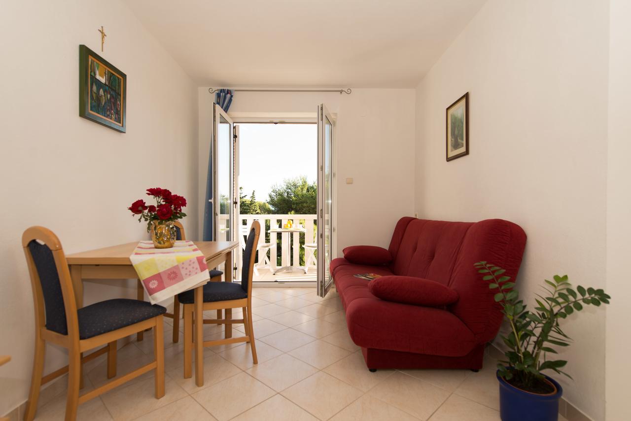 Sun House Apartments Bol Zewnętrze zdjęcie