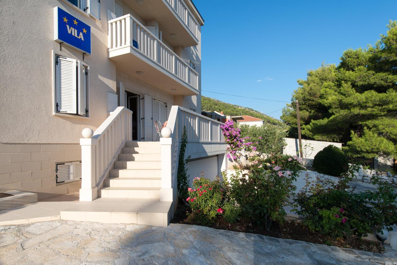 Sun House Apartments Bol Zewnętrze zdjęcie