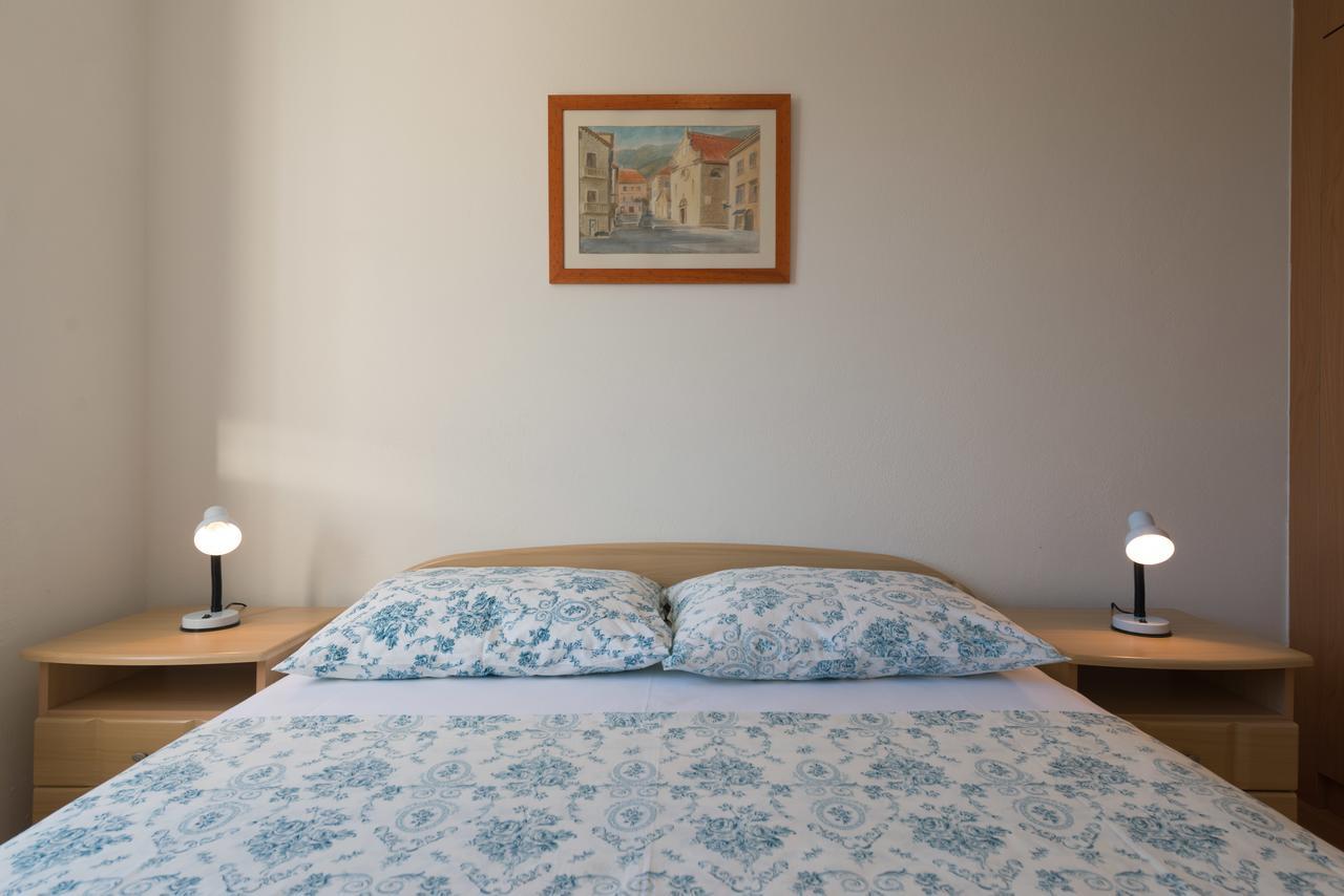 Sun House Apartments Bol Zewnętrze zdjęcie