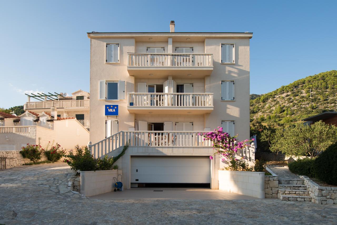 Sun House Apartments Bol Zewnętrze zdjęcie
